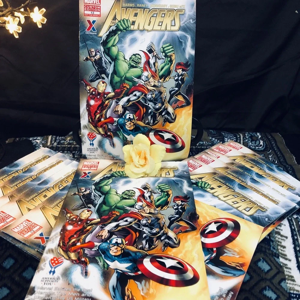 Lot of 15 Marvel Avengers Comic Book # 13 Custom Edition
